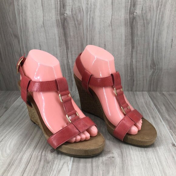 Aerosoles A2 Wedge Sandals 8M Plush Nite Dull Matte Red Buckle Strap Shoes - Picture 3 of 11